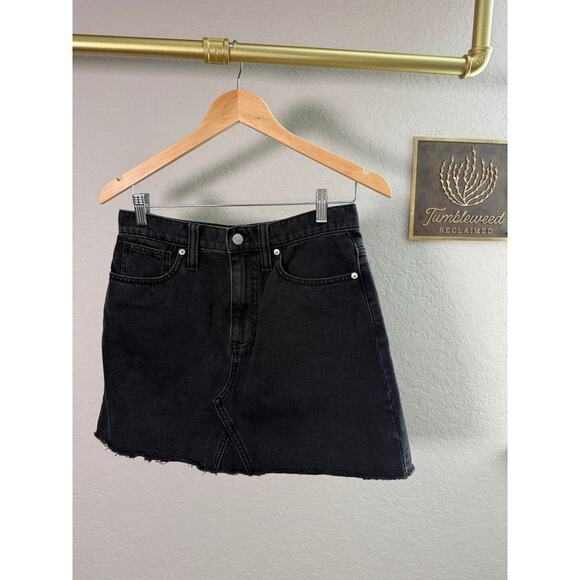 Women's Madewell Black Denim Raw Hem A-Line Mini Skirt Size 28 - Picture 2 of 8